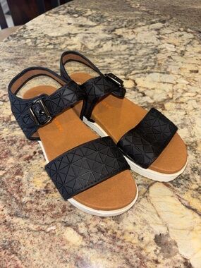 Bernie Mev sandals NEW